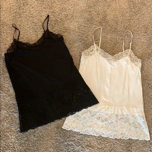 Lot: camisoles black and cream, adjustable straps